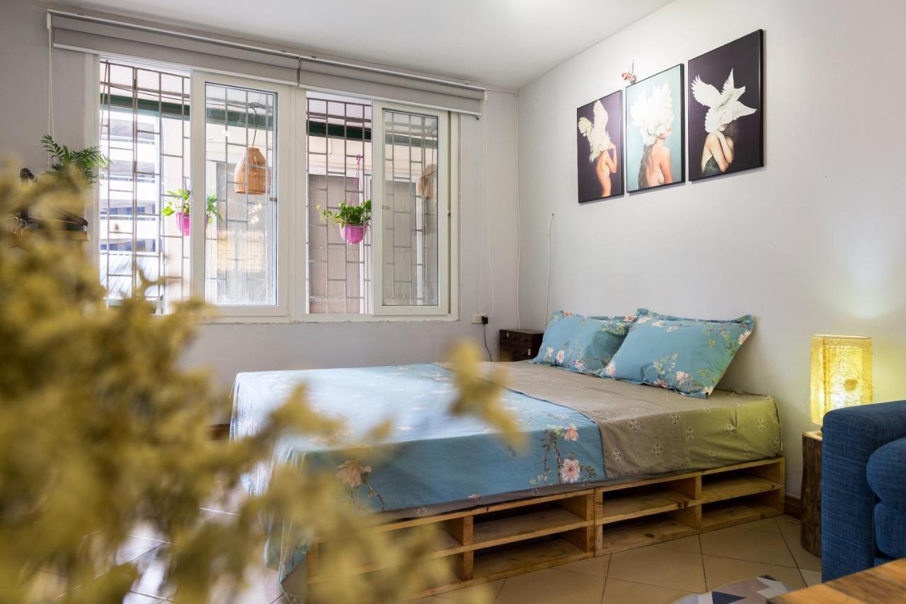 Hola House Privatunterkunft Hanoi